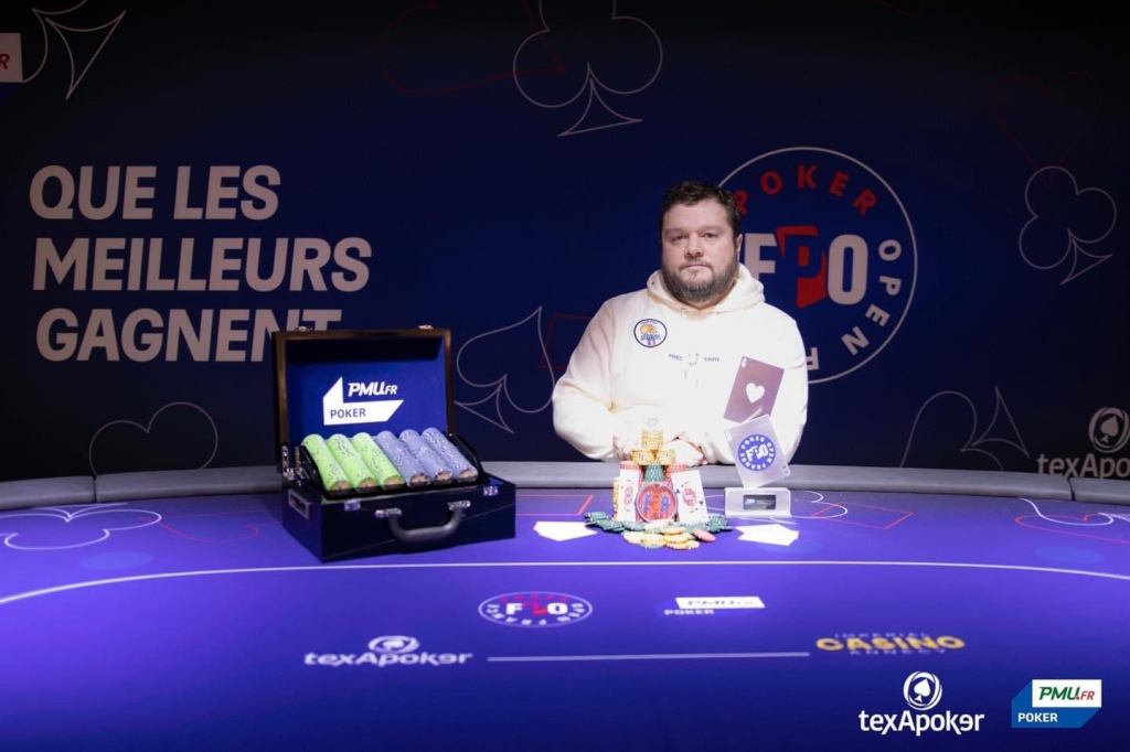 Adrien Guyon triomphe à Annecy - Copyright TexaPoker - PMU Poker